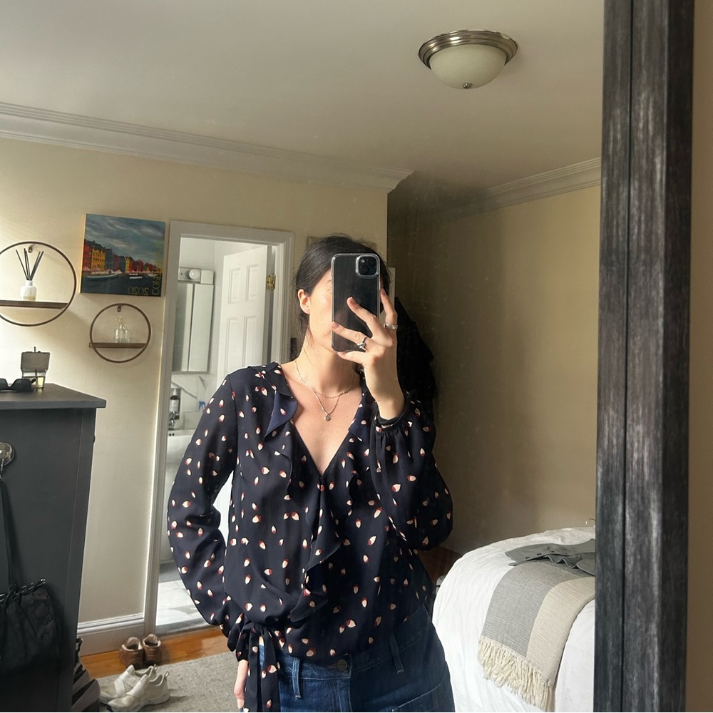 Navy shift tie side blouse